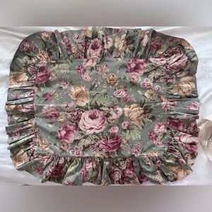 Pamela Kline Traditions Gingham & Floral Bed Skirt & Shams Queen Size